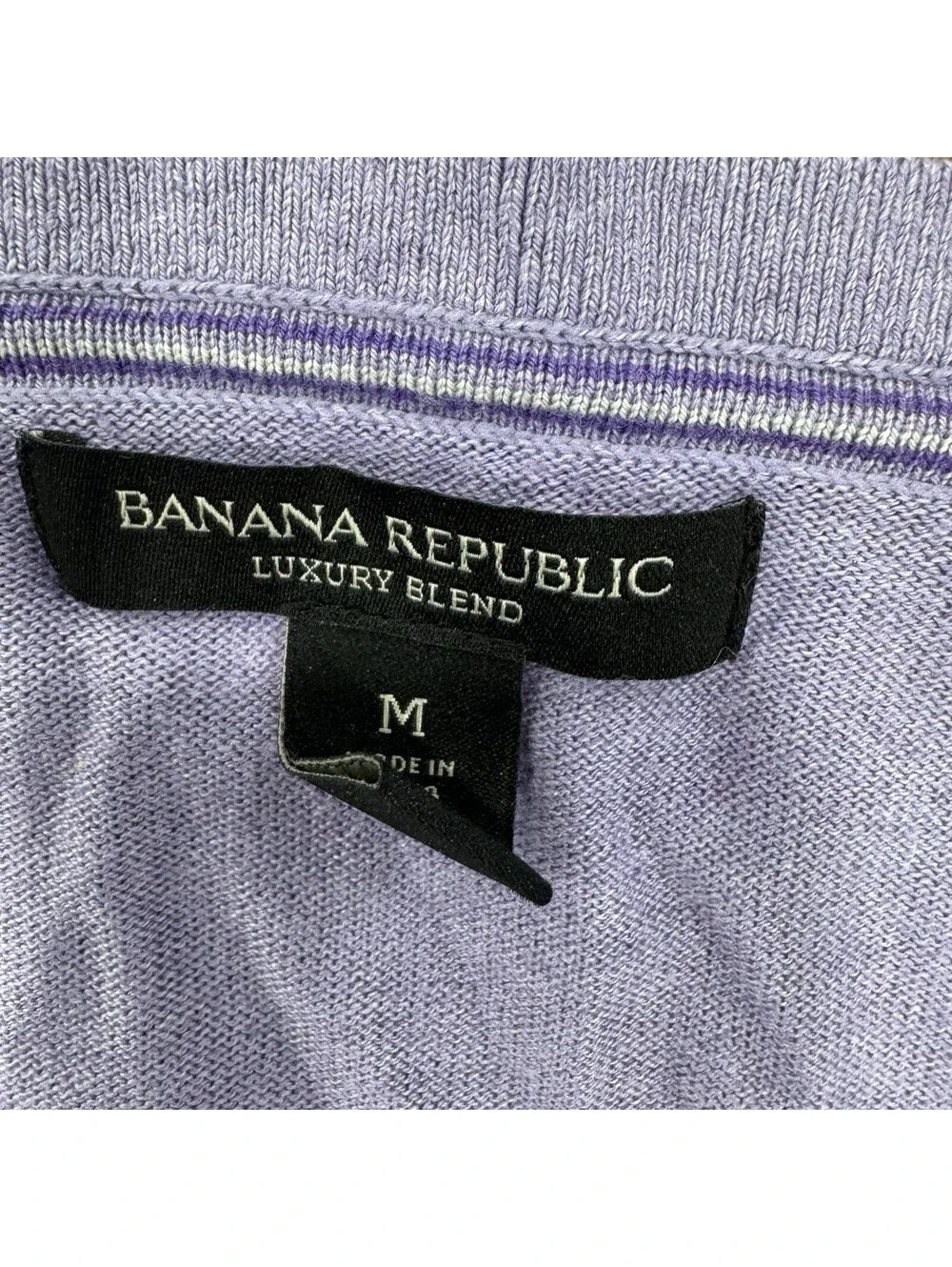 Banana Republic V Neck Sweater Silk Cotton Men’s Sz M Lavender Purple